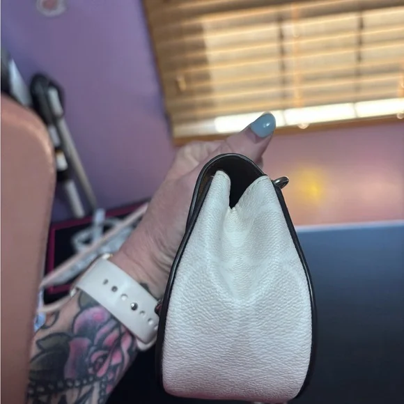 Coach White Leather Crossbody  card mini wallet with Chain Strap - Picture 5 of 8